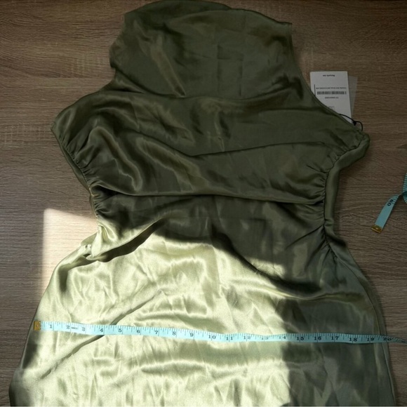 NWT Reformation Casette Silk Maxi Dress Artichoke Green 8 - Picture 6 of 13